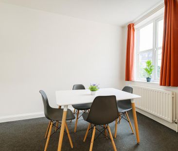 4 bedroom house to rent - Photo 2