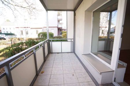 *Attraktive 3-Raum-Wohnung mit Balkon und Gartenanteil* - Foto 2