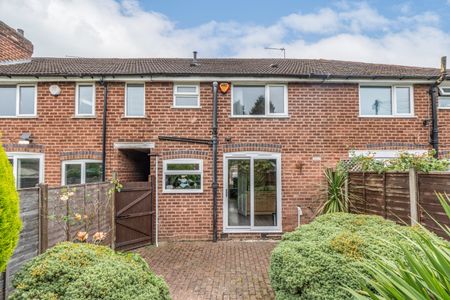 3 bed terraced house to rent in Wolverton Road, Rednal, B45 - Photo 4