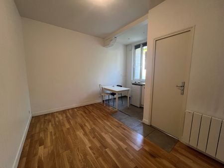 Location Appartement 1 pièce 16m² AMIENS 80000 - Photo 5