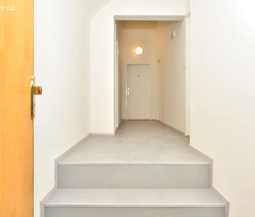 Pronájem bytu 1+kk 29 m² - Photo 3