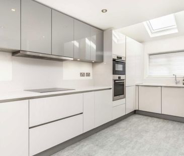 4 bedroom detached house to rent - Photo 5