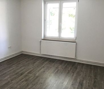 Moderne Wohnung mit großzügigem Balkon in ruhiger Lage - Foto 4