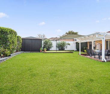 Charming Family Home - Photo 5