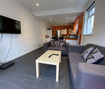 Clun Terrace, Cathays - Photo 1