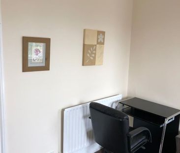 Room in a Shared House, Station Road, RG1 - Photo 2