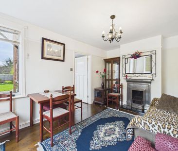 3 bedroom semi-detached house to rent - Photo 2