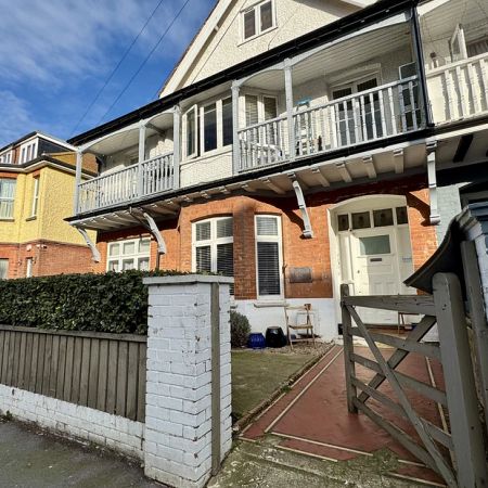 Surrey Road, Cliftonville, Margate, CT9 2JR, Kent - Photo 4