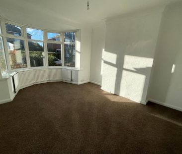 4 bedroom semi-detached house to rent - Photo 4