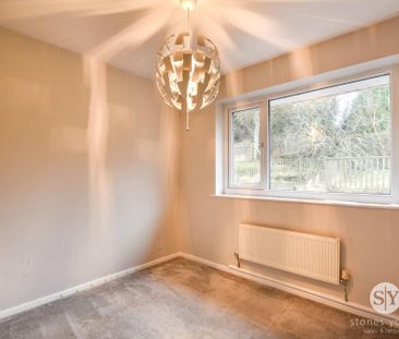 4 bedroom semi-detached house to rent - Photo 5