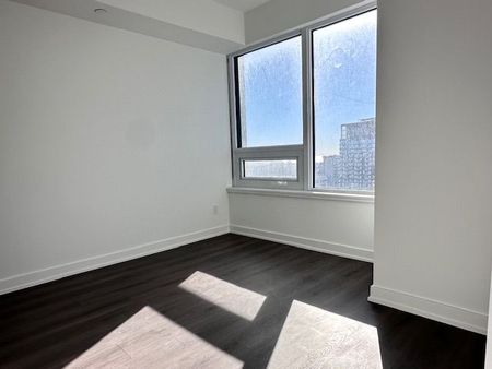 For Lease - 8 Wellesley Street Unit# 5711, Toronto, Ontario - Photo 4