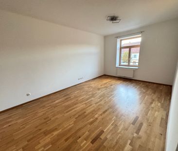 Mietfrei wohnen im ersten Monat! Zentrale 3-Zimmer-Mietwohnung (ca.... - Photo 2