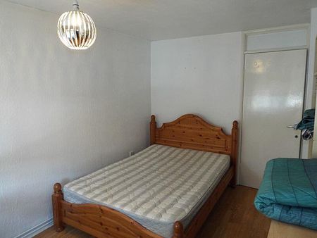 1 bedroom house share for rent in Leahurst Crescent, Harborne, Birmingham, B17 0LD, B17 - Photo 3