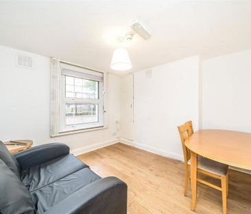 6 bedroom terraced house to rent - Photo 1