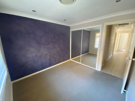 16/221A North Rocks Road, North Rocks NSW 2151 - House For Rent | Domain - Photo 5