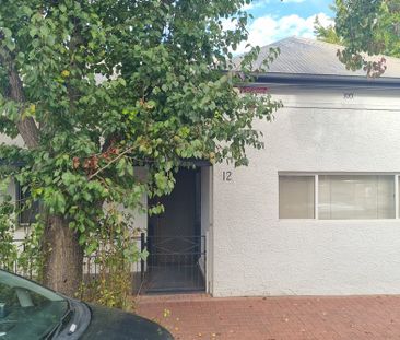 12-bedroom shared house, Hawker Street - Photo 1