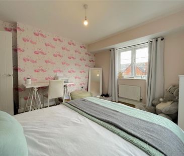 4 bedroom detached house to rent - Photo 6