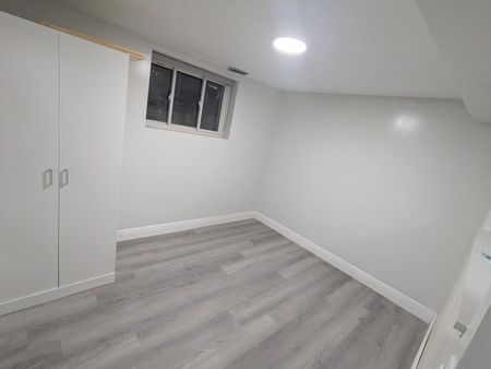 For Lease - 6447 Culp Street Unit# B, Niagara Falls, Ontario - Photo 2