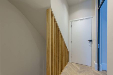 3 bedroom flat to rent - Photo 2