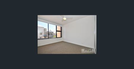 Boutique Residential Apartment in Riverside Precinct - Photo 4