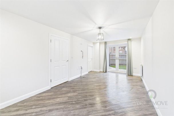 3 bedroom semi-detached house to rent - Photo 1