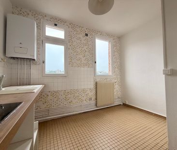Location Appartement 2 pièces 70m² - Photo 3