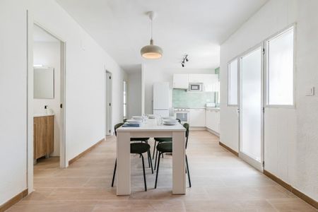 Carrer de Miguel Servet, Valencia, Valencian Community 46015 - Photo 5