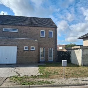 Huis te huur in Zwevezele voor € 1.150 met 3 slaapkamers - foto 3