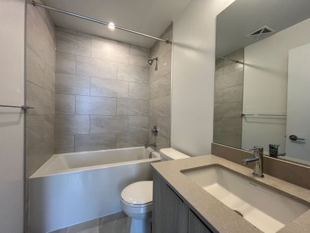 For Lease - 395 Square one Drive Unit# 3210, Mississauga, Ontario - Photo 2