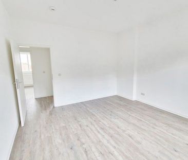 Wir schaffen Wohnraum für Familien mit viel Platzbedarf! - Photo 1