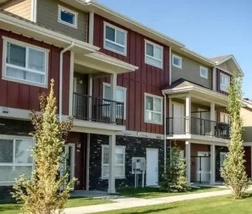 - 2 Bedroom at Liberty Park Townhomes &amp; Carriage Homes - Photo 6