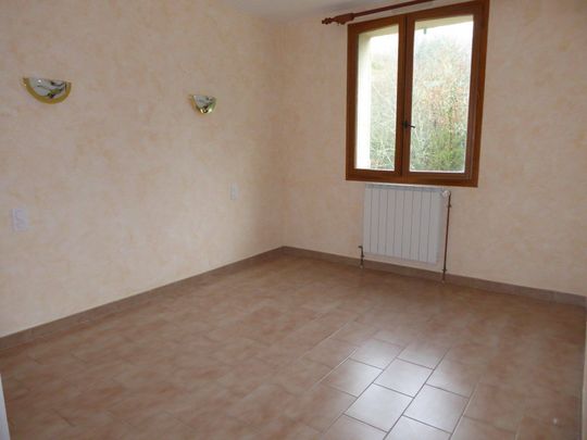 Location maison 3 pièces 85.6 m² à Vals-les-Bains (07600) - Photo 1