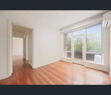 9/12 Williams Road, Prahran, Vic 3181 - Photo 2