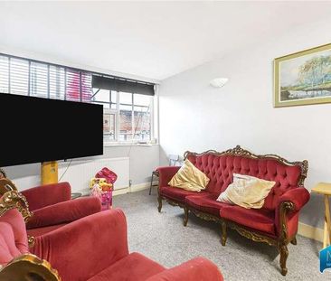 Pyramid House, High Road, North Finchley, London, N12 - Photo 3