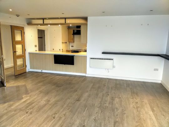 The Quays, SALFORD - Photo 1