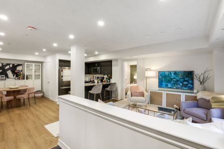 For Lease - 90 Eastwood Park Gardens Unit# 5, Toronto, Ontario - Photo 3