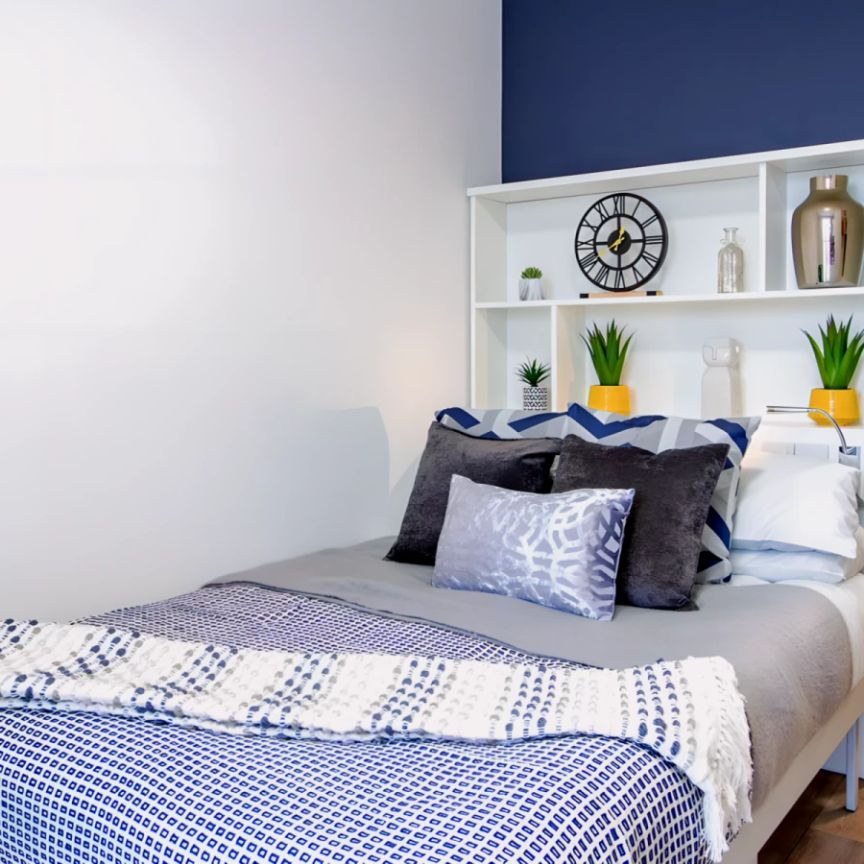 Classic 4 & 5 Bed Ensuite - Photo 1