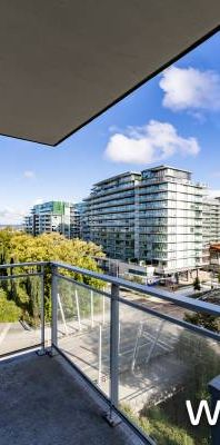 ORA above TNT-RMD OVAL-Excellent location and AMENITIES! 2 Bdrm w AC - Photo 1