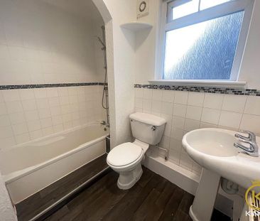 3 bedroom terraced house to rent - Photo 2