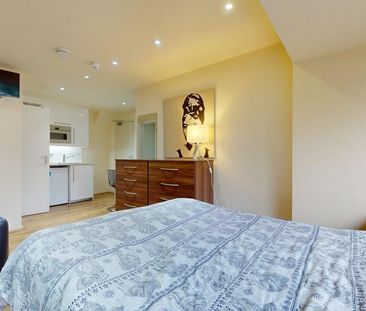 Studio to rent - Photo 2