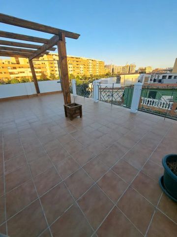 Alquiler de piso en Calle Juan Juliani - Photo 3