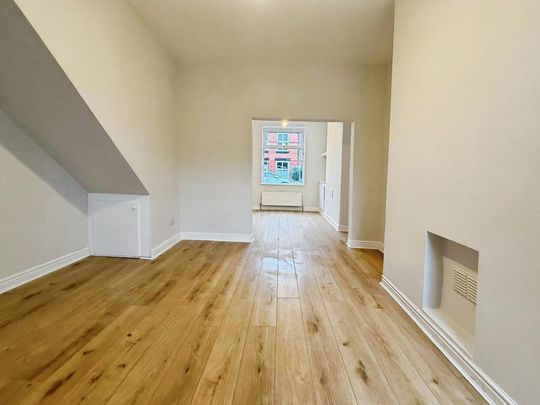 2 bedroom terraced house to rent - Photo 1