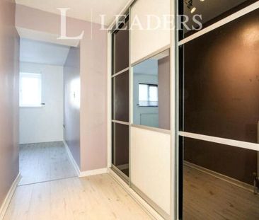 3 bedroom house to rent Red Lion Square, Chesterton, ST5 - Photo 3