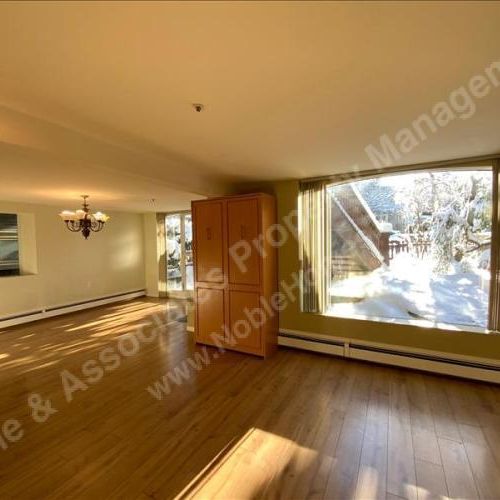 3XXX West 3rd Avenue Vancouver - Photo 1