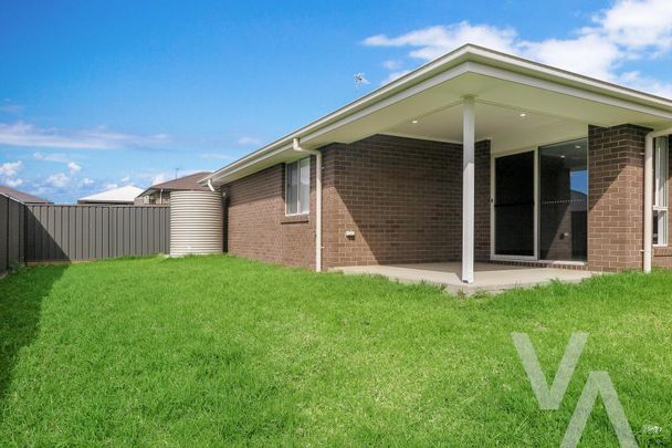 8 Margan Street, Cliftleigh NSW 2321 - House For Rent | Domain - Photo 1