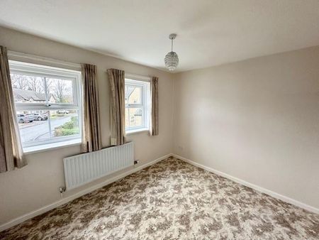 4 bedroom detached house to rent - Photo 5