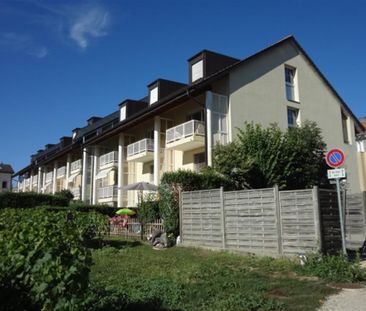 Superbe 4.5 pièces duplex de 135m2 avec vue dégagée sur les vignes. - Photo 2