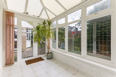 4 bedroom detached house to rent - Photo 3