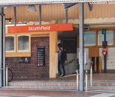 Dual level top floor apartment - East aspect - Photo 6