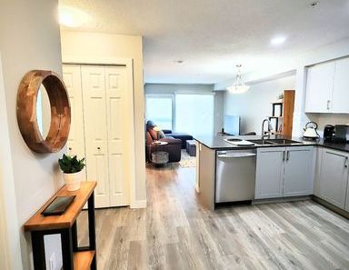 Cozy one bedroom close to LRT. Fully furnished, immediate occupancy | 11511 27 Ave NW, Edmonton - Photo 1